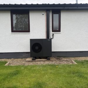 Vaillant aroTHERM plus 7kW air source heat pump at the back of a bungalow in California, Falkirk